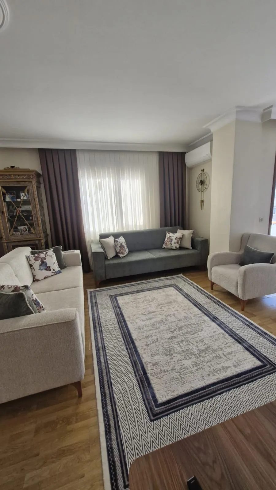 Çerçeveli halı uygulaması